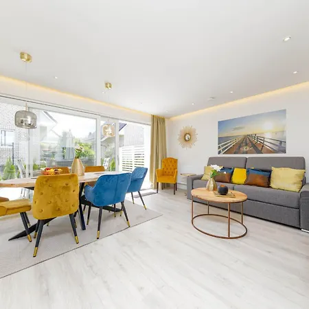 Sunside #3 Apartment