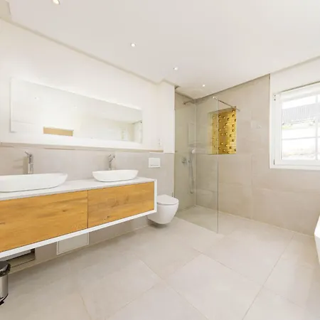 Sunside #3 Apartment